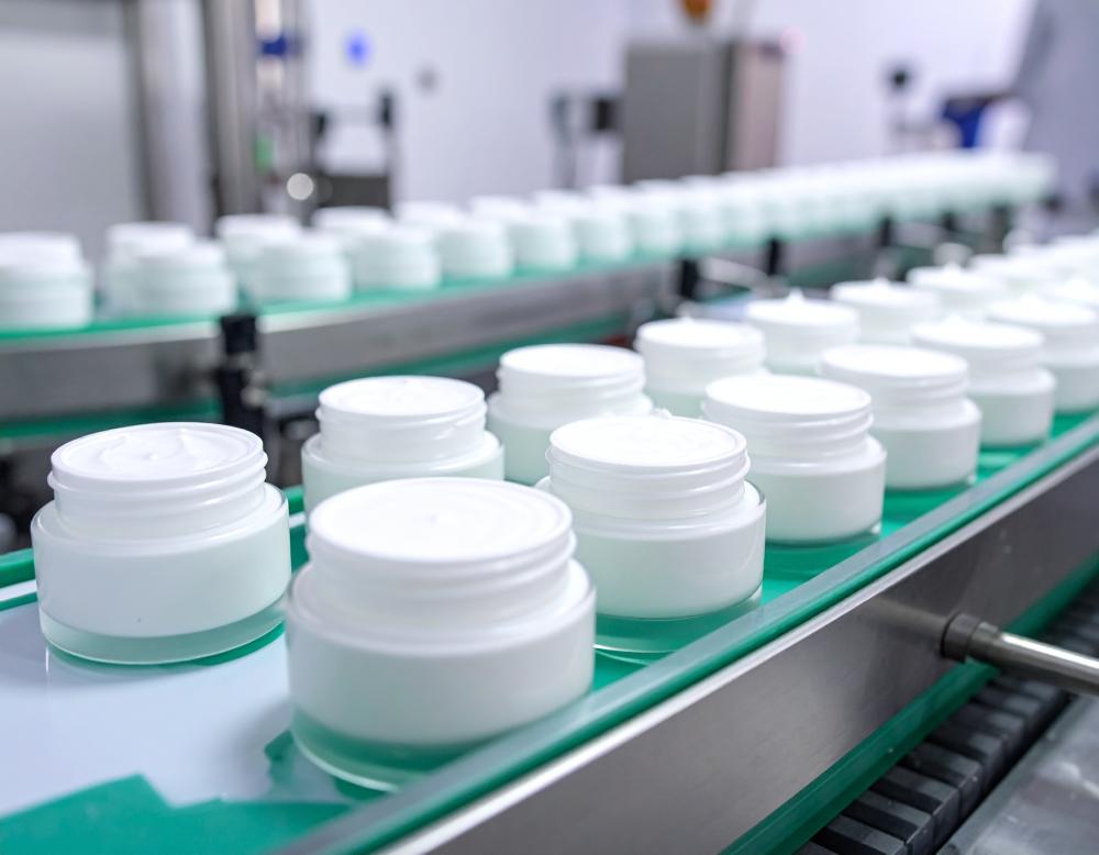 Firefly_a pharmaceutical thick dermo-pharmaceutical creams industry